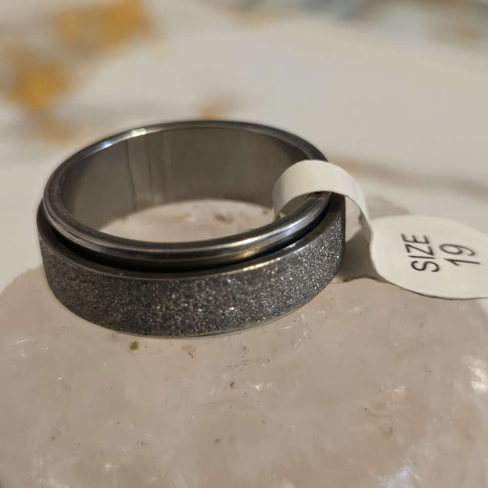 Men's Silver Textured Ring